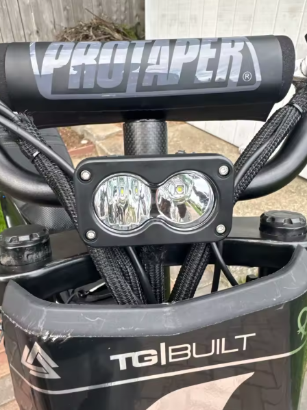 Plug and play 3 pin connector Baja light for ridstar q20